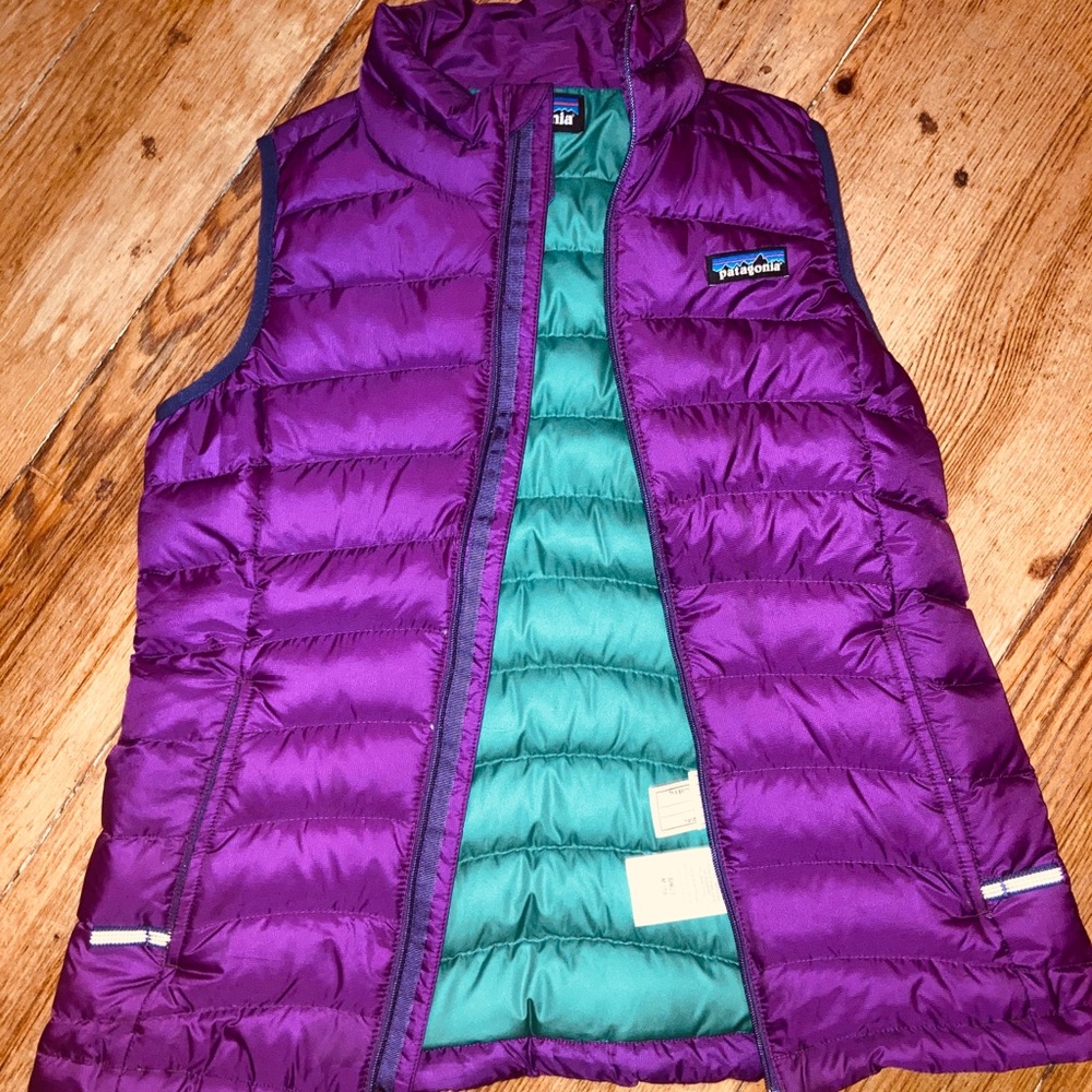 Patagonia Girls vest.